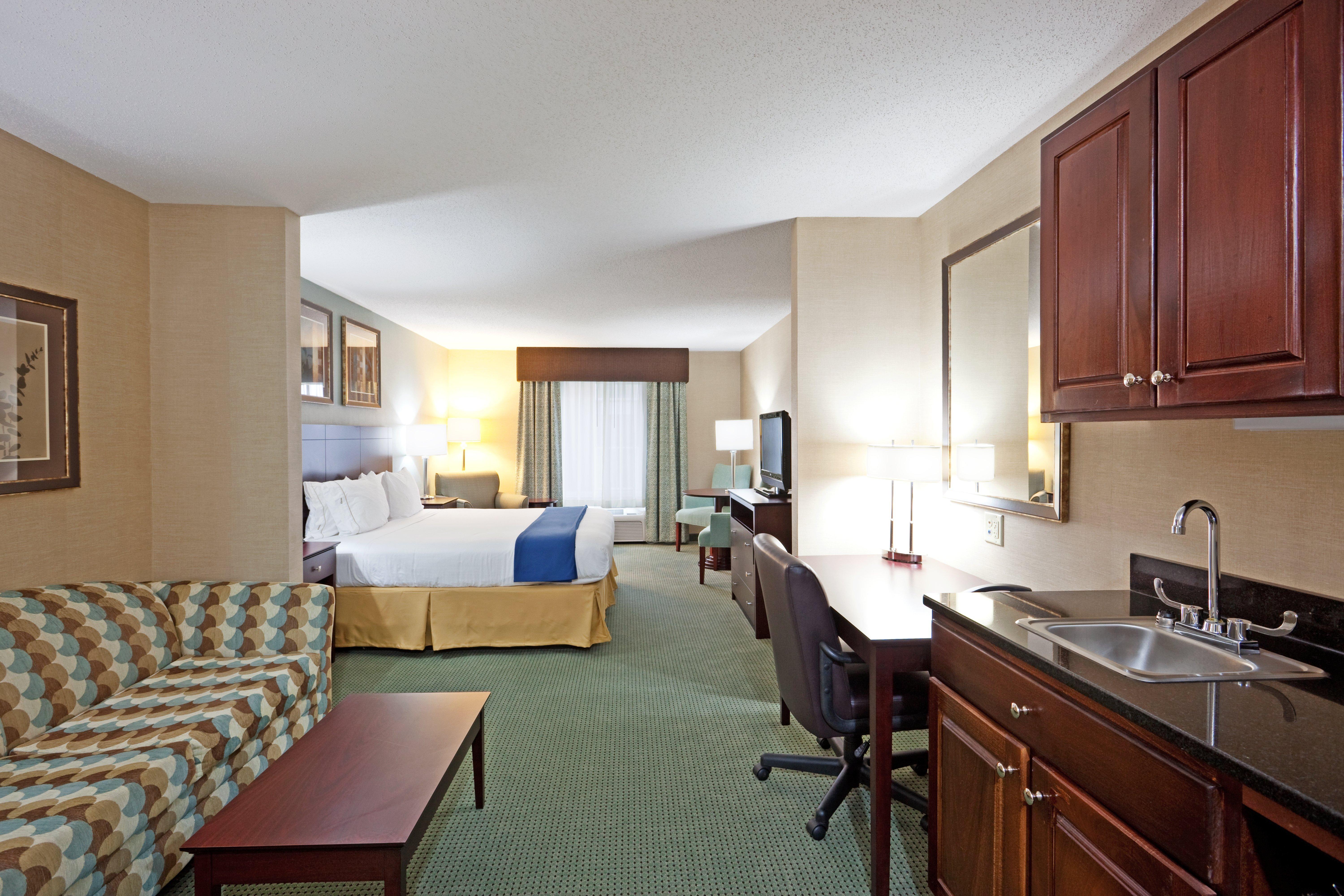 Holiday Inn Express And Suites Meriden By Ihg Exterior foto