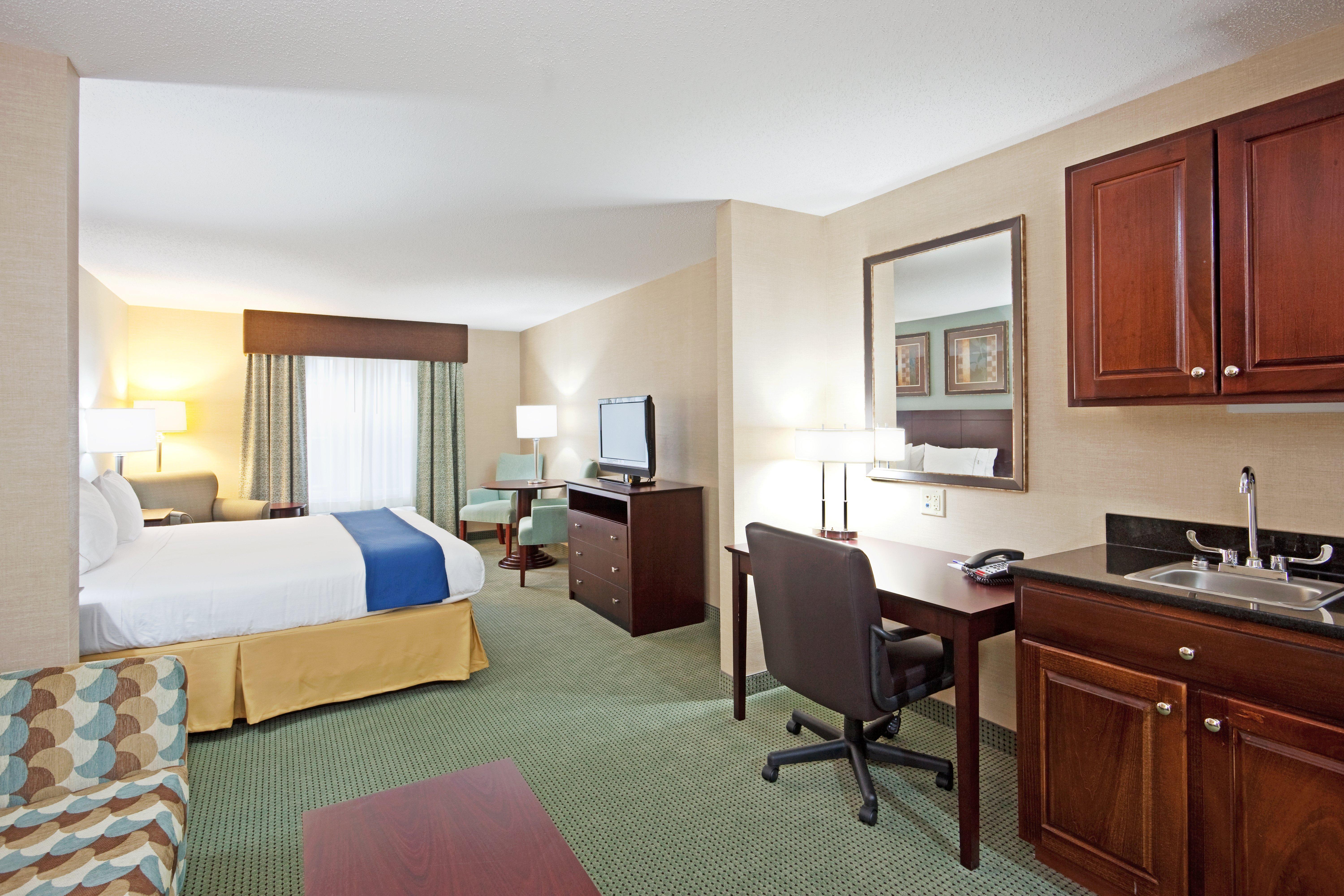 Holiday Inn Express And Suites Meriden By Ihg Exterior foto