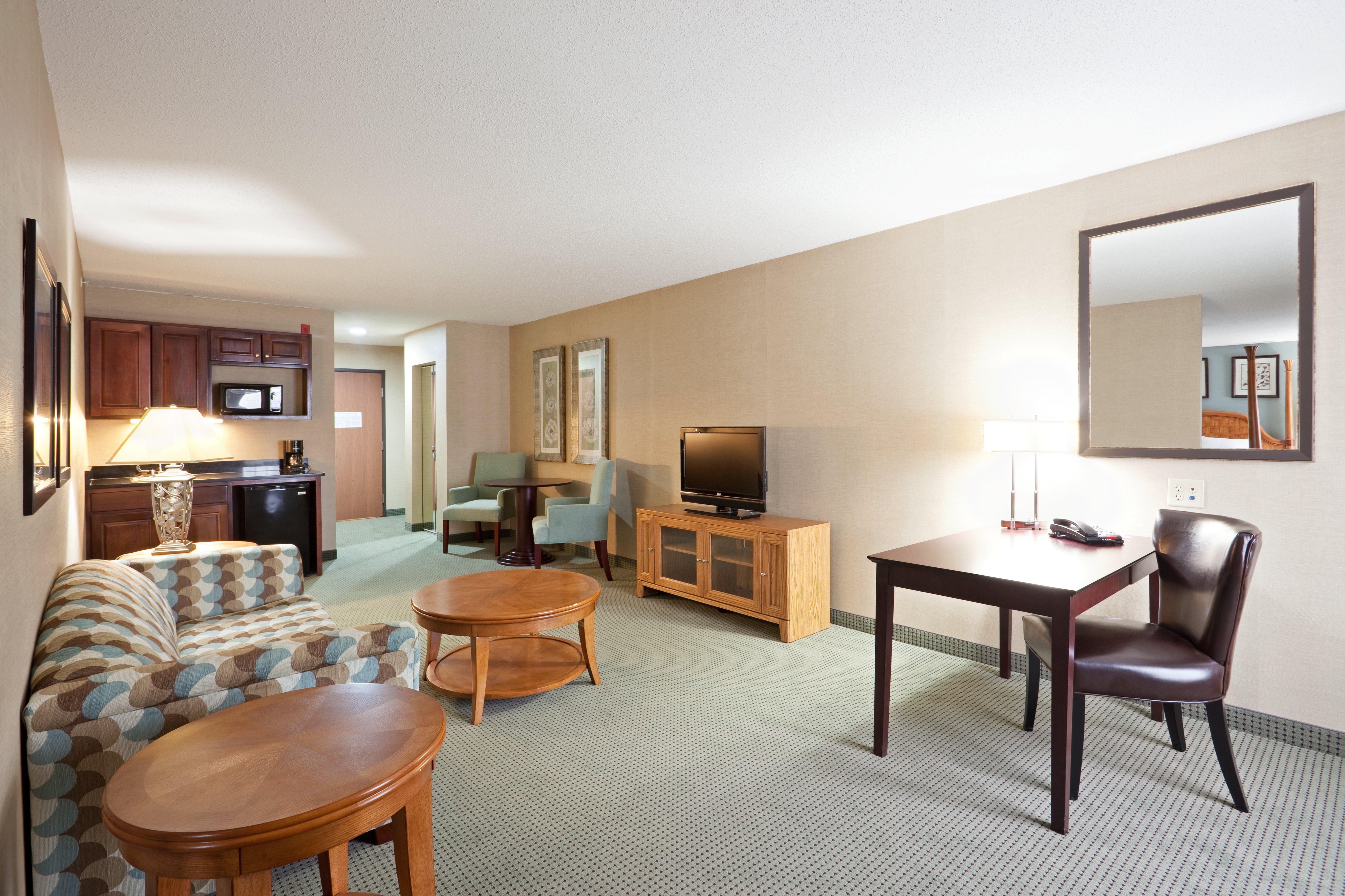 Holiday Inn Express And Suites Meriden By Ihg Exterior foto