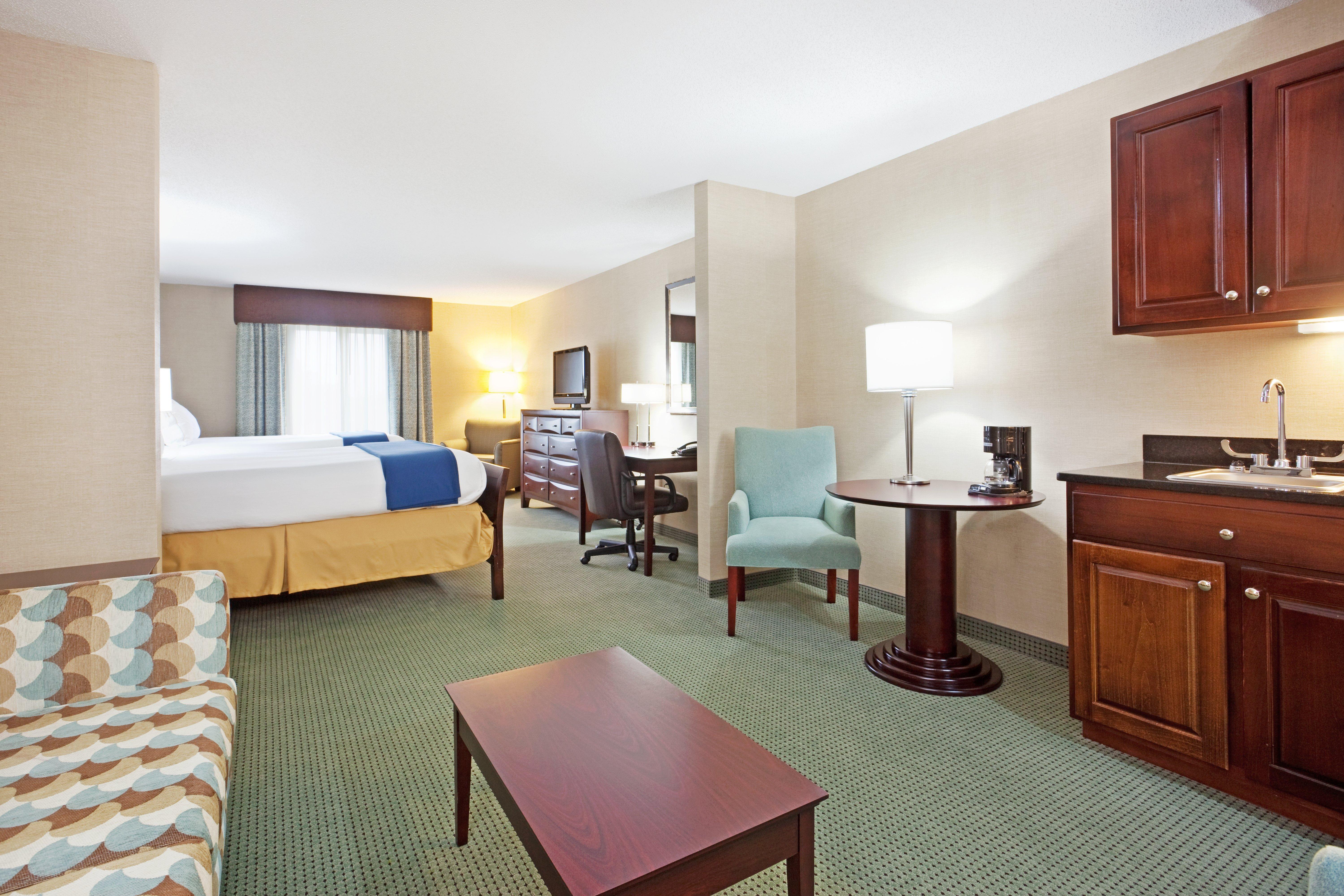 Holiday Inn Express And Suites Meriden By Ihg Exterior foto