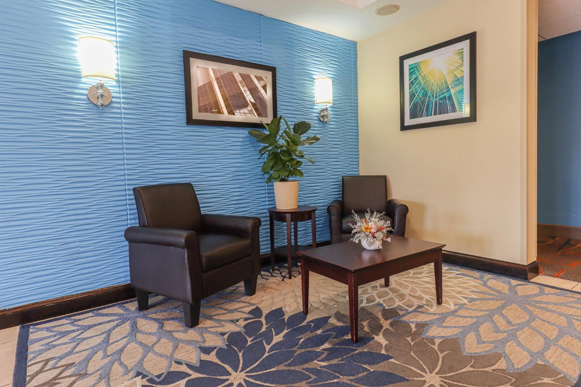 Holiday Inn Express And Suites Meriden By Ihg Exterior foto