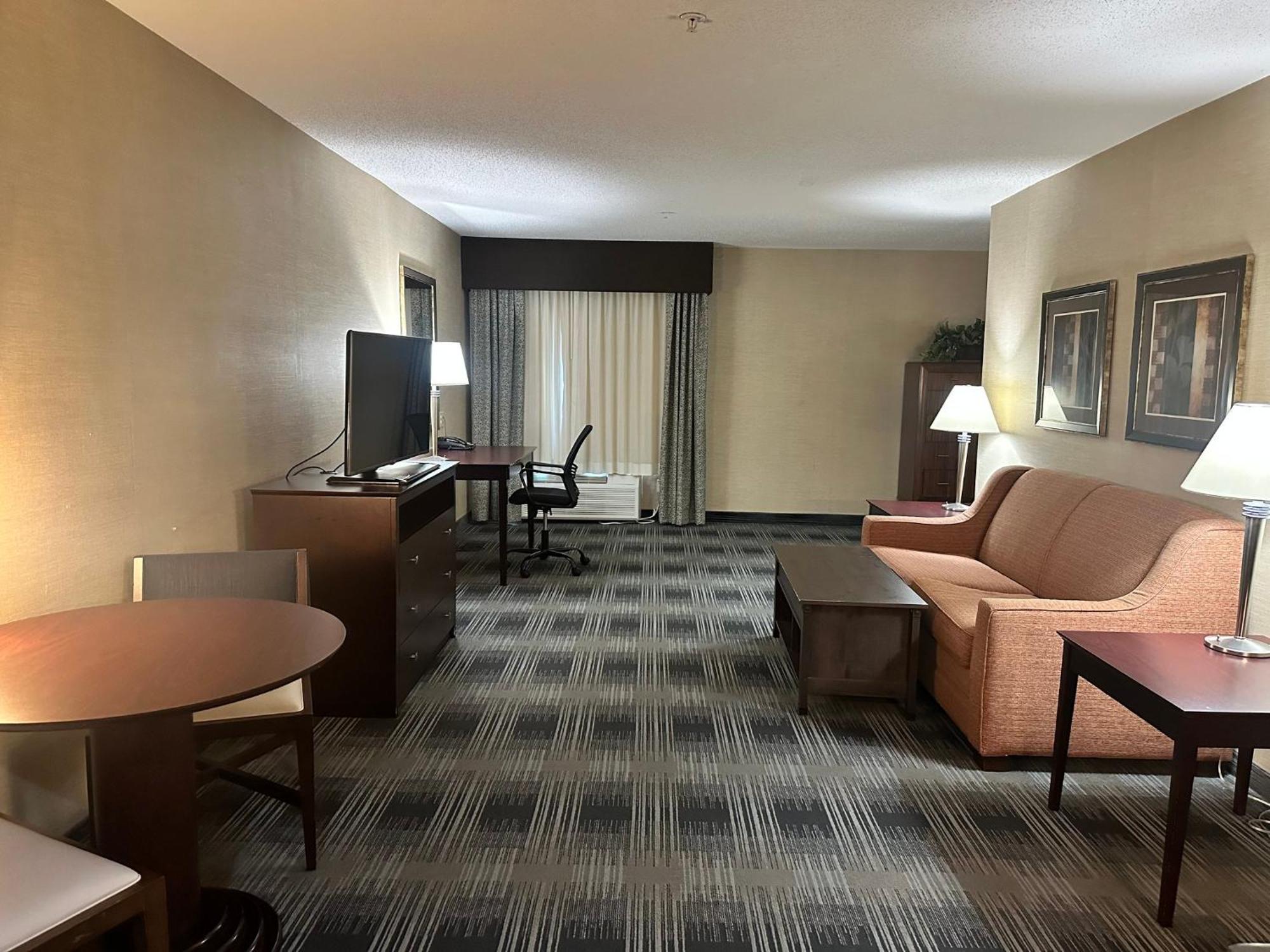 Holiday Inn Express And Suites Meriden By Ihg Exterior foto