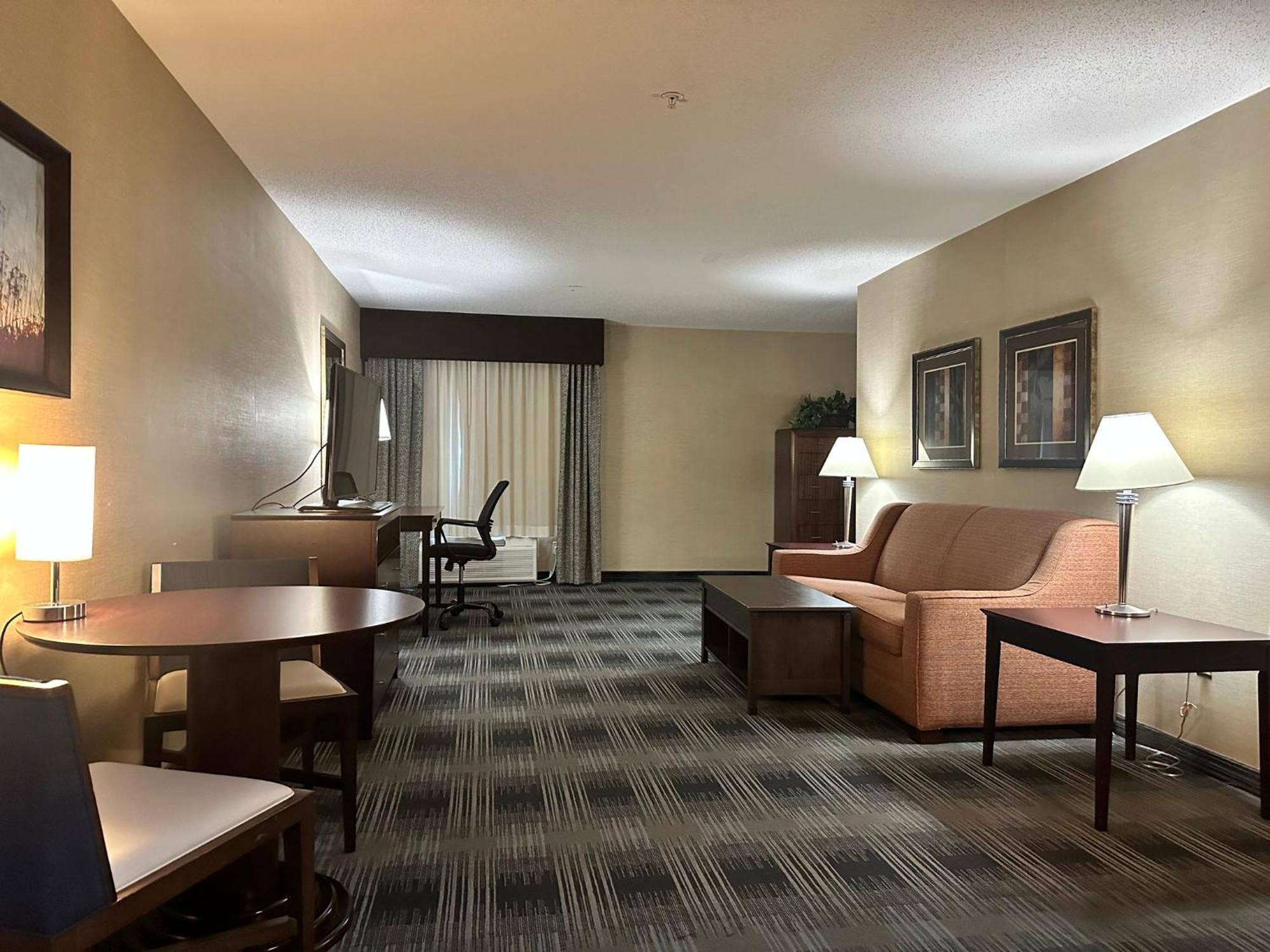 Holiday Inn Express And Suites Meriden By Ihg Exterior foto